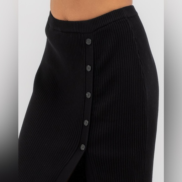 Mooloola Ribbed Button Slit Maxi-Skirt - Picture 3 of 13